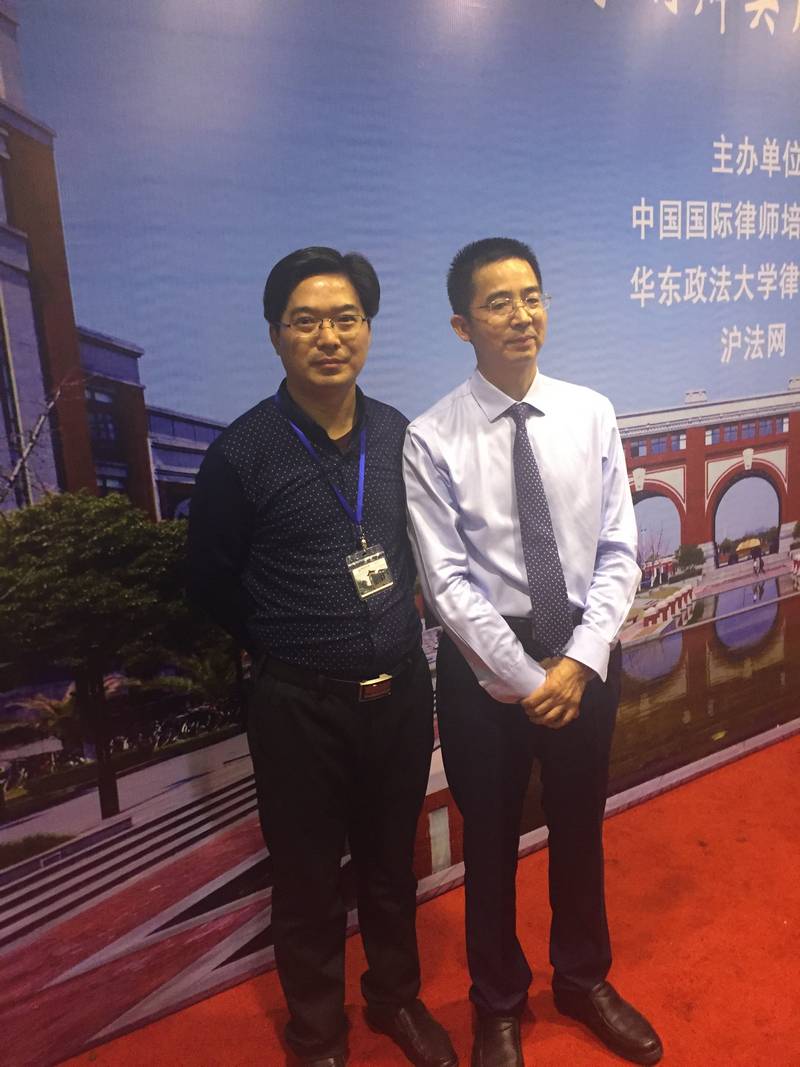 江苏刑委会主任薛火根合影